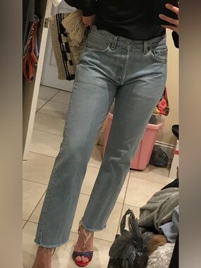 Vintage Levi's 501’s Jeans in Light Wash Blue - Straight Leg